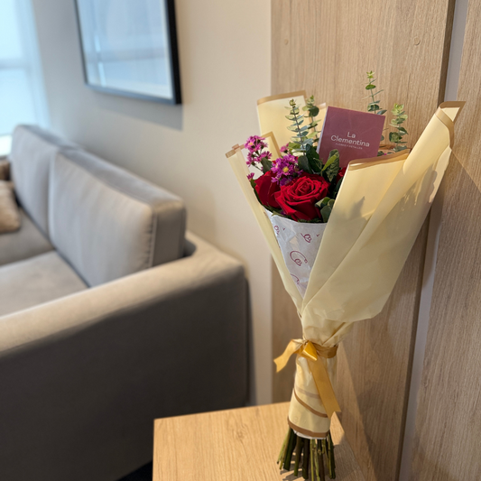 Ramo especial 12 rosas - Rojas