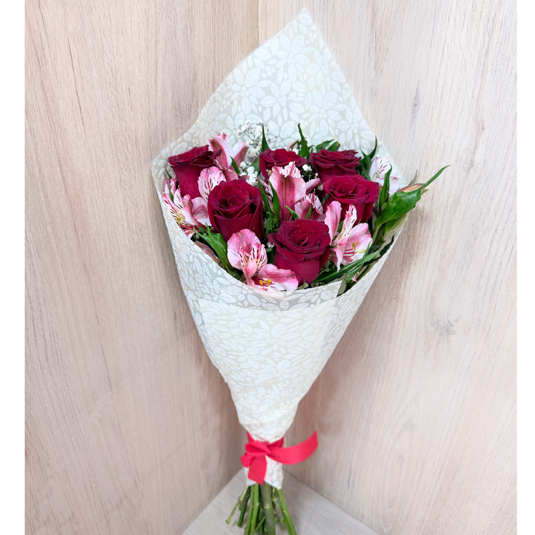 Ramo Clásico 6 Rosas